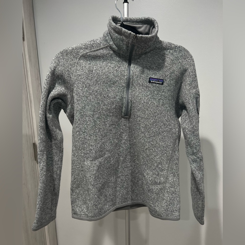 Patagonia gray 1/4 zip pullover
